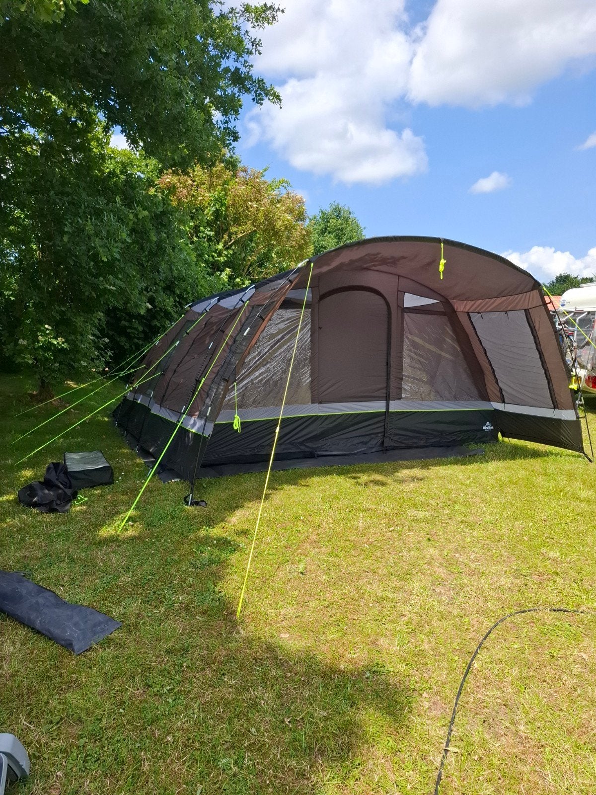 Obelink Dallas 6 XL Tunneltent - Ruime Gezinstent, Ophalen, Zo goed als nieuw, Tot en met 6