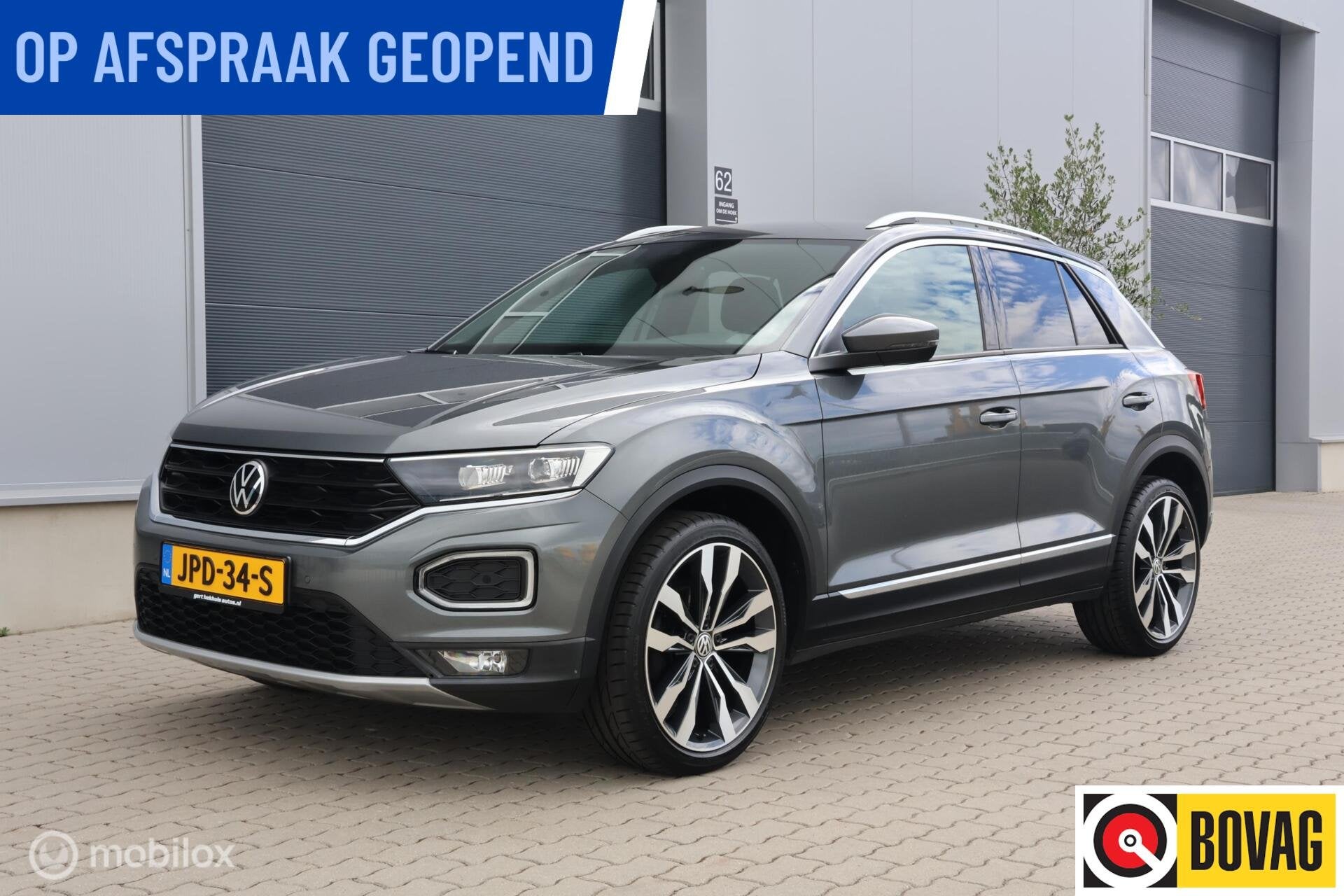 Volkswagen T-Roc 1.5 TSI DSG Sport I Camera | ACC | LED, Auto's, Volkswagen, Stof, Zwart, 4 cilinders, Bedrijf