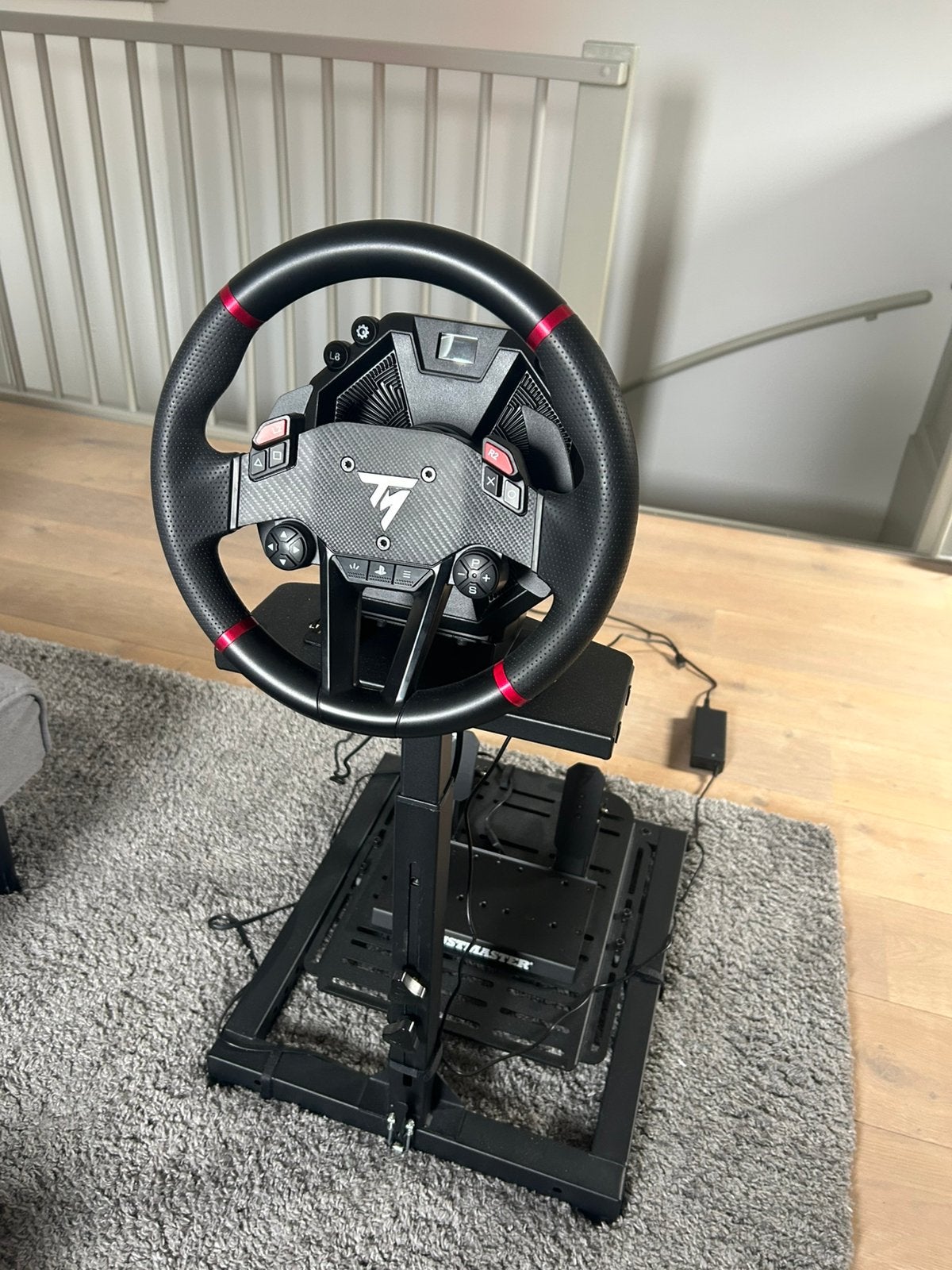 Trustmaster T598 + Next Level Racing Wheel Stand Lite, Ophalen, Zo goed als nieuw, Playseat of Racestoel
