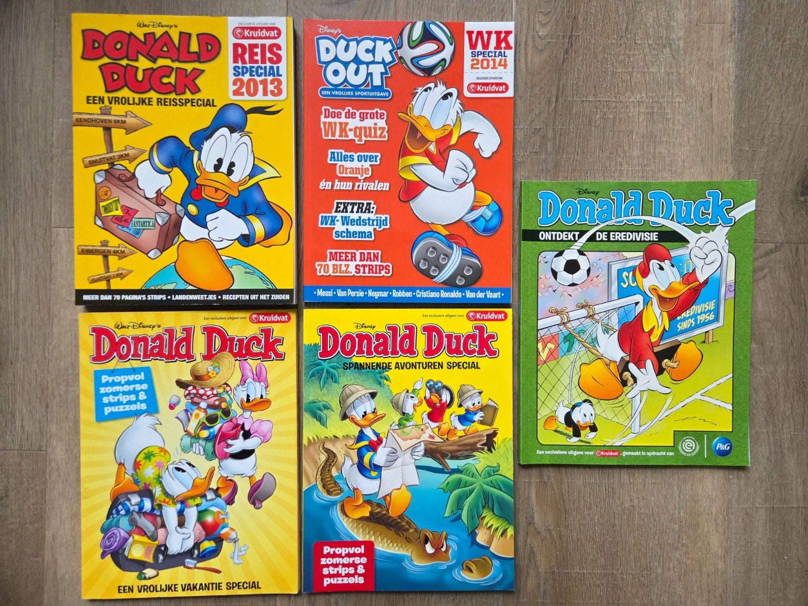 Donald Duck   50 reeks   kruidvat uitgaves  voetbal, Meerdere comics, Ophalen of Verzenden, Zo goed als nieuw, Europa