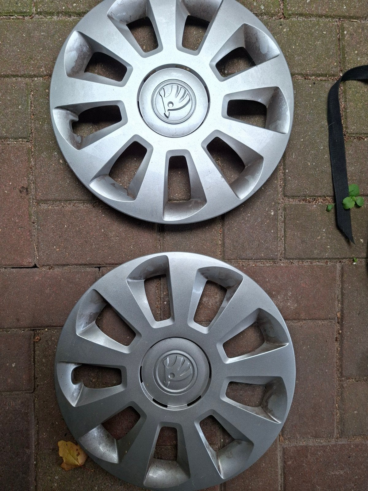 Skoda Citygo 14 inch wieldoppen 2stuks, Ophalen of Verzenden, Gebruikt