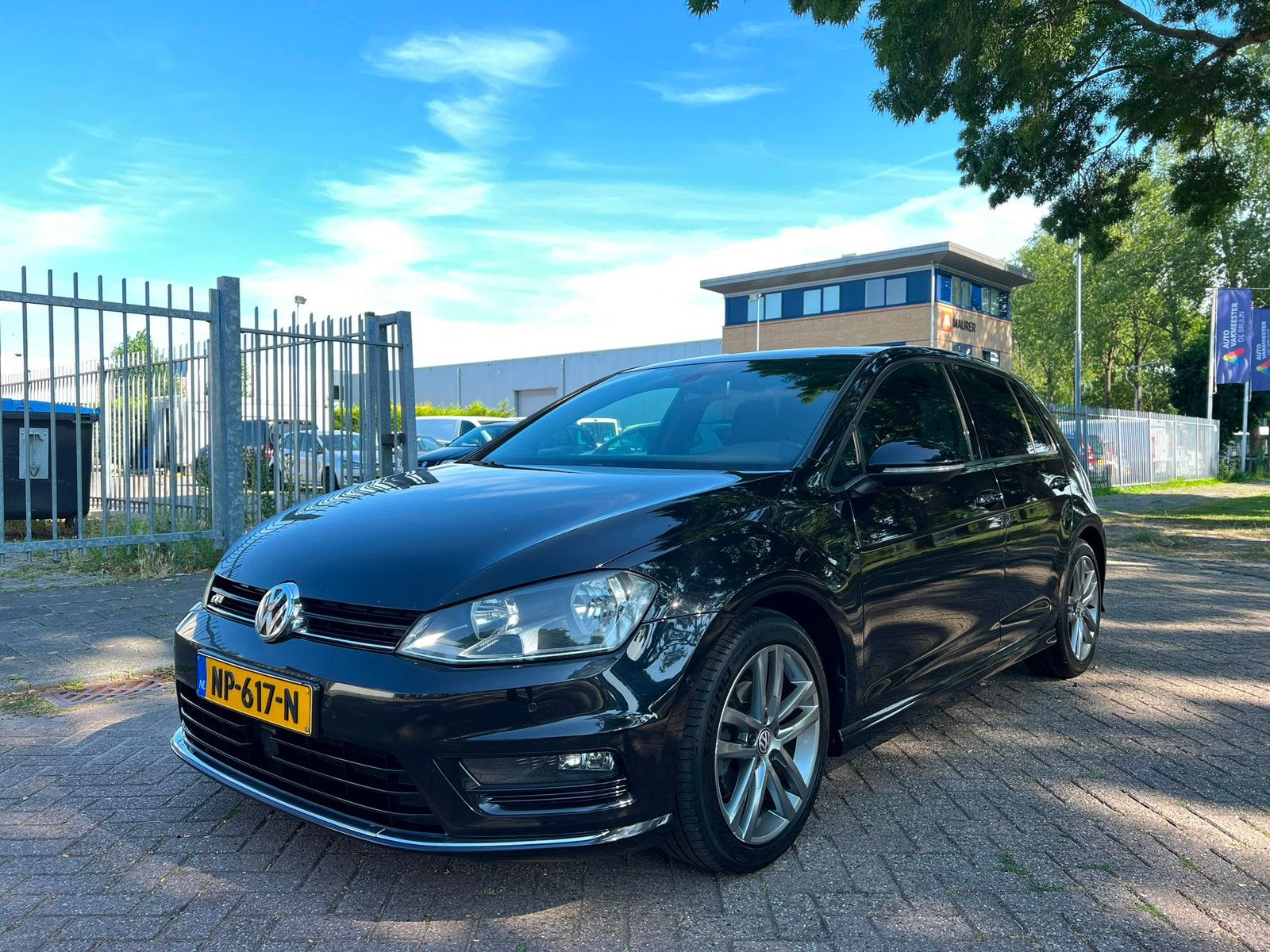 Volkswagen Golf 1.6 TDI R-line DSG 2014, Auto's, 4 cilinders, Zwart, Bedrijf, Diesel