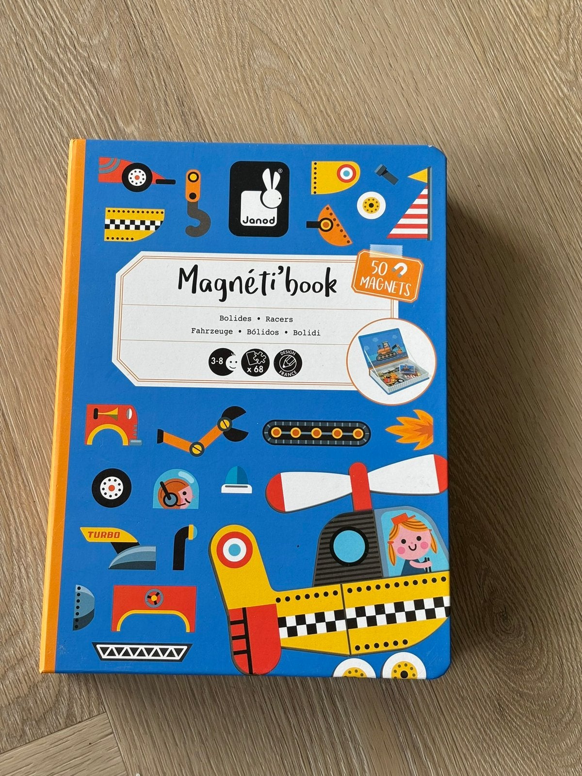 Janod Magnetibook - Racers - Magneetboek Speelset, Ophalen of Verzenden, Zo goed als nieuw