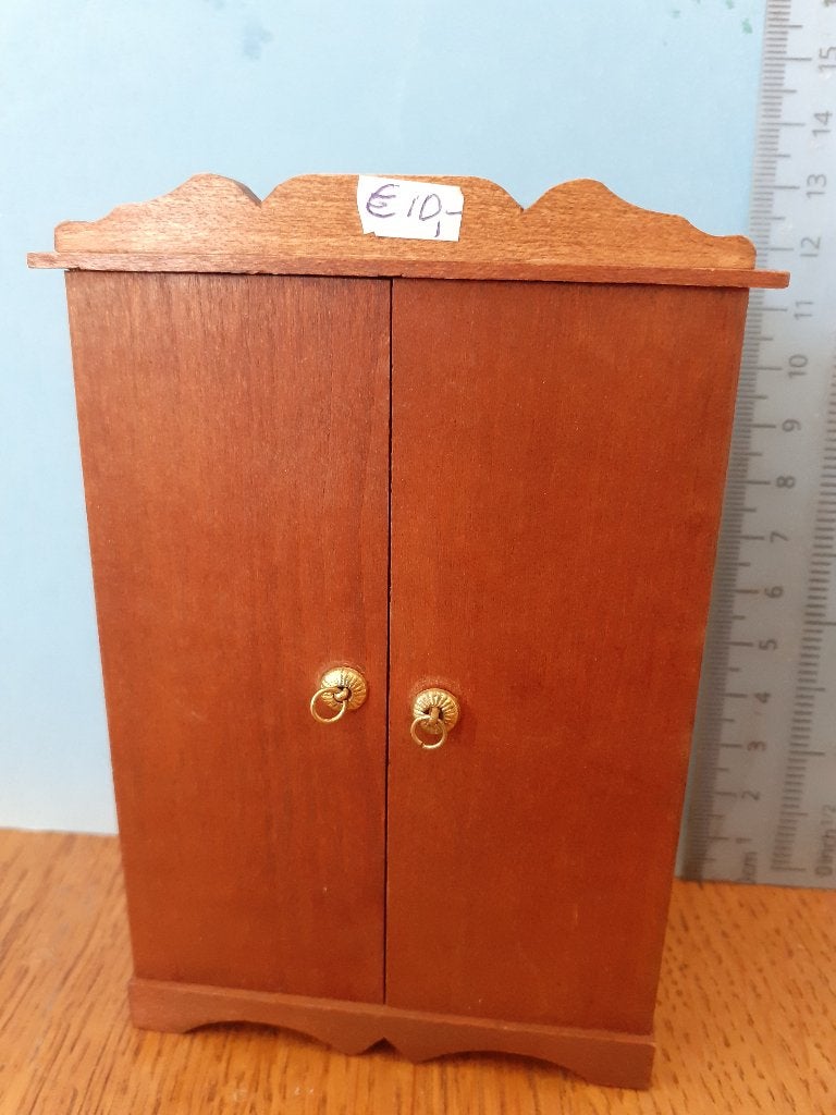 shackman meubels ....als nieuw onbespeeld, Verzamelen, Poppenhuizen en Toebehoren, Ophalen of Verzenden, Zo goed als nieuw, Poppenhuis