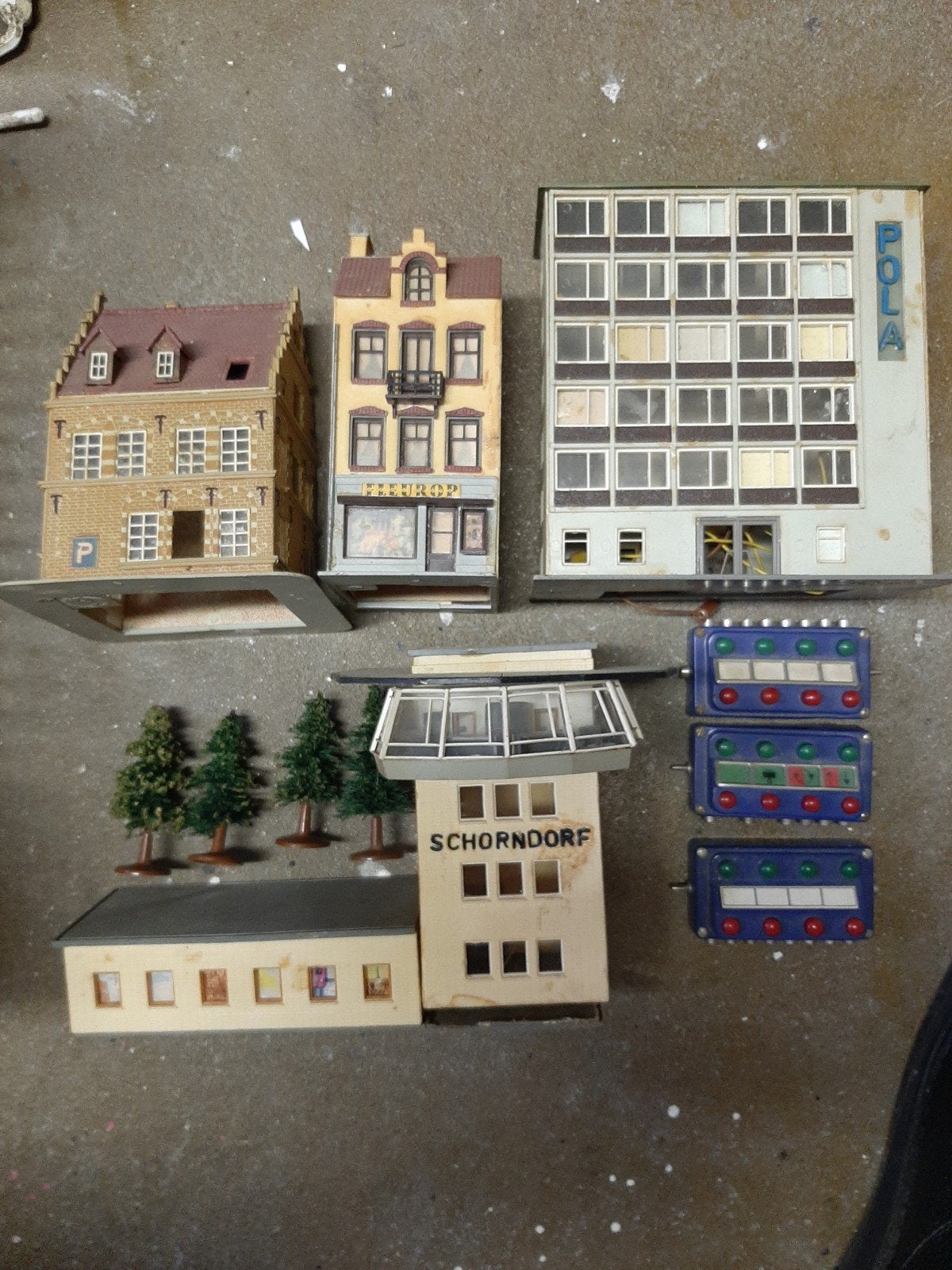 H0 Gebouwen en toebehoren, Ophalen of Verzenden, Gebruikt, Brug, Tunnel of Gebouw, Overige merken