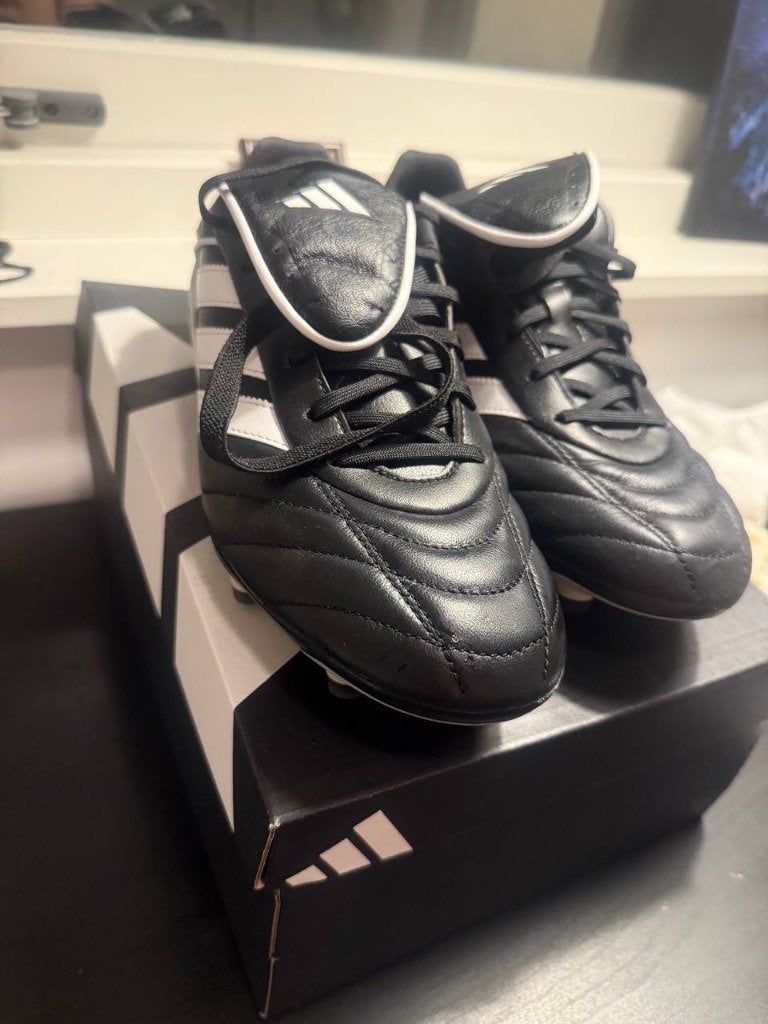 voetbalschoenen adidas Gloro Black, Schoenen, Maat L, Ophalen of Verzenden, Zo goed als nieuw
