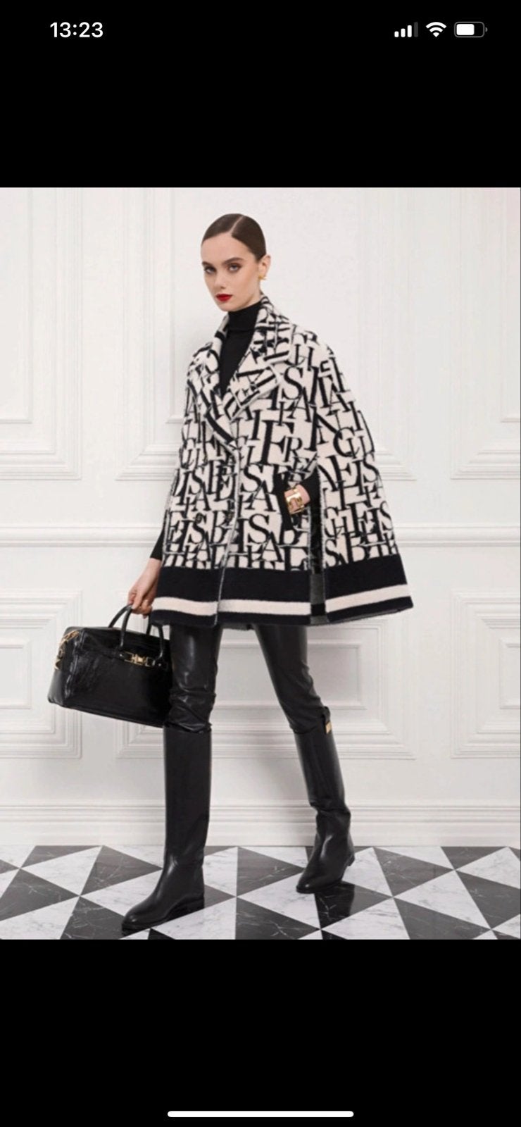 Elisabetta Franchi Cape/vest - Nieuwstaat - IT40 (ruim), Kleding | Dames, Jassen | Winter, Verzenden, Zo goed als nieuw, Maat 42/44 (L)