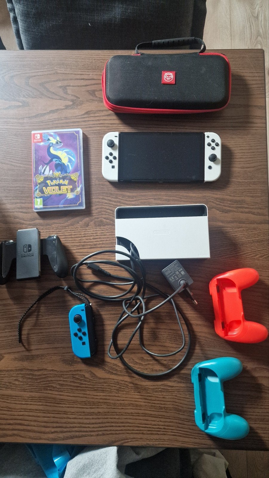 Nintendo Switch OLED - Wit incl. Pokémon Violet, Spelcomputers en Games, Spelcomputers | Nintendo Switch, Ophalen