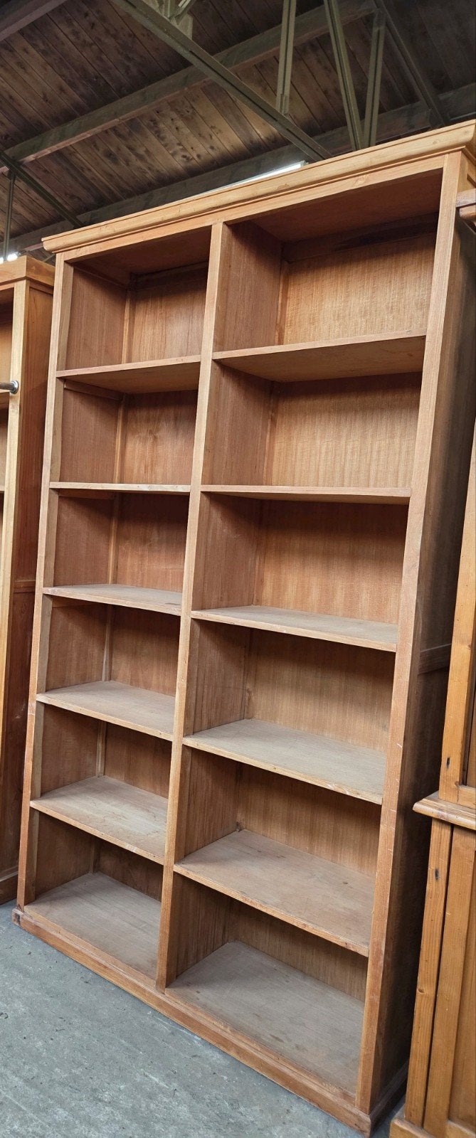 prachtige boekenkast ~ bibliotheekkast ~ vakkenkast