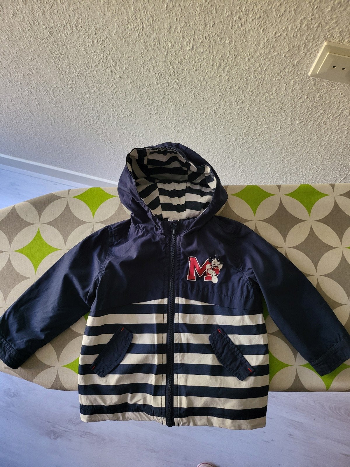 Disney Mickey Mouse zomerjasje maat 80 met vest, Disney, Ophalen of Verzenden, Zo goed als nieuw, Jasje