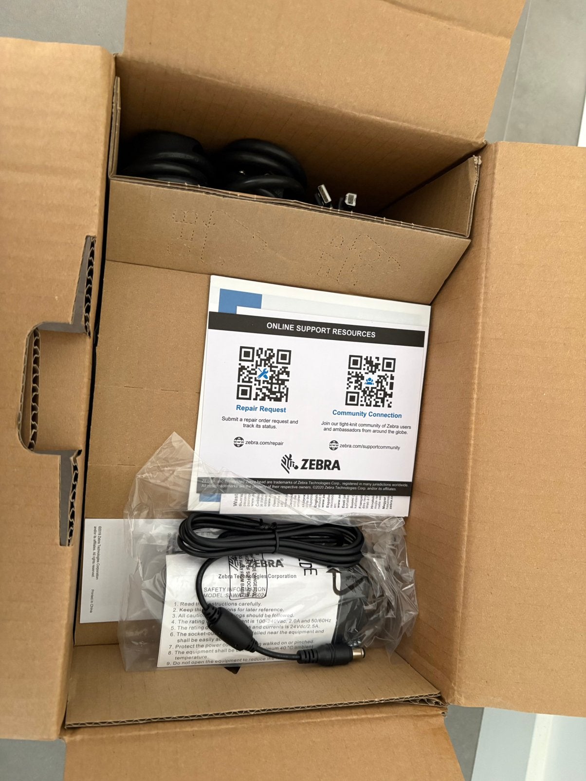 Zebra ZD421 USB & Netwerk aansluiting, Computers en Software, Labelprinters, Ophalen of Verzenden, Nieuw