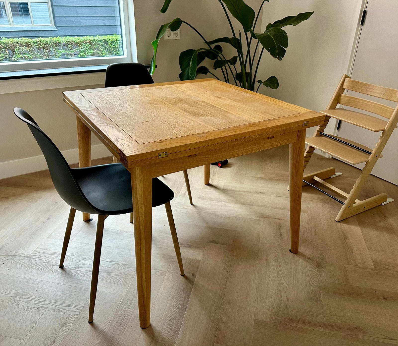 Habitat Lincoln uitschuifbare eettafel – eikenfineer, Ophalen, Gebruikt, 50 tot 100 cm, 50 tot 100 cm