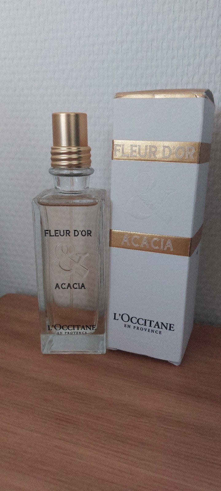 LÓccitane en Provence Fleur D'Or Acacia Eau de Toilette, Ophalen of Verzenden, Zo goed als nieuw