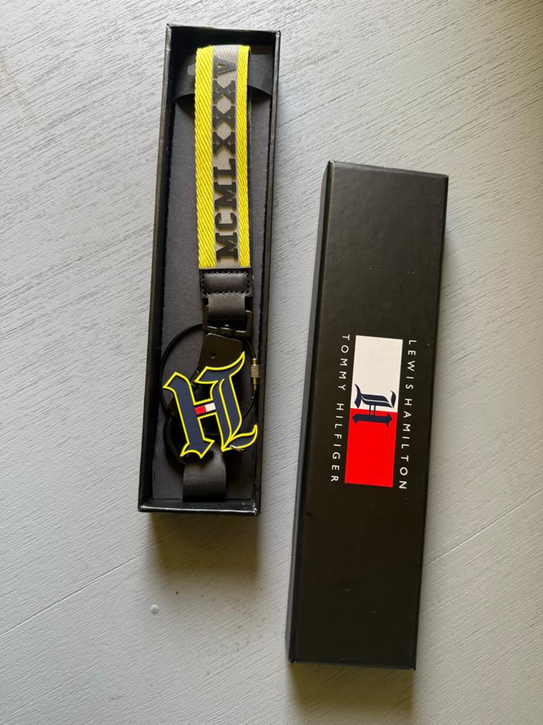 Tommy Hilfiger Lewis Hamilton keyhanger - Nieuw in doos, Ophalen of Verzenden, Zo goed als nieuw