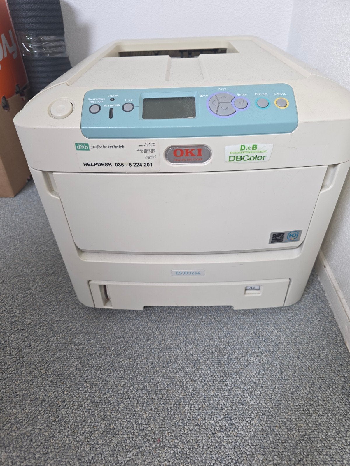 OKI ES3032a4 kleuren laserprinter, Ophalen