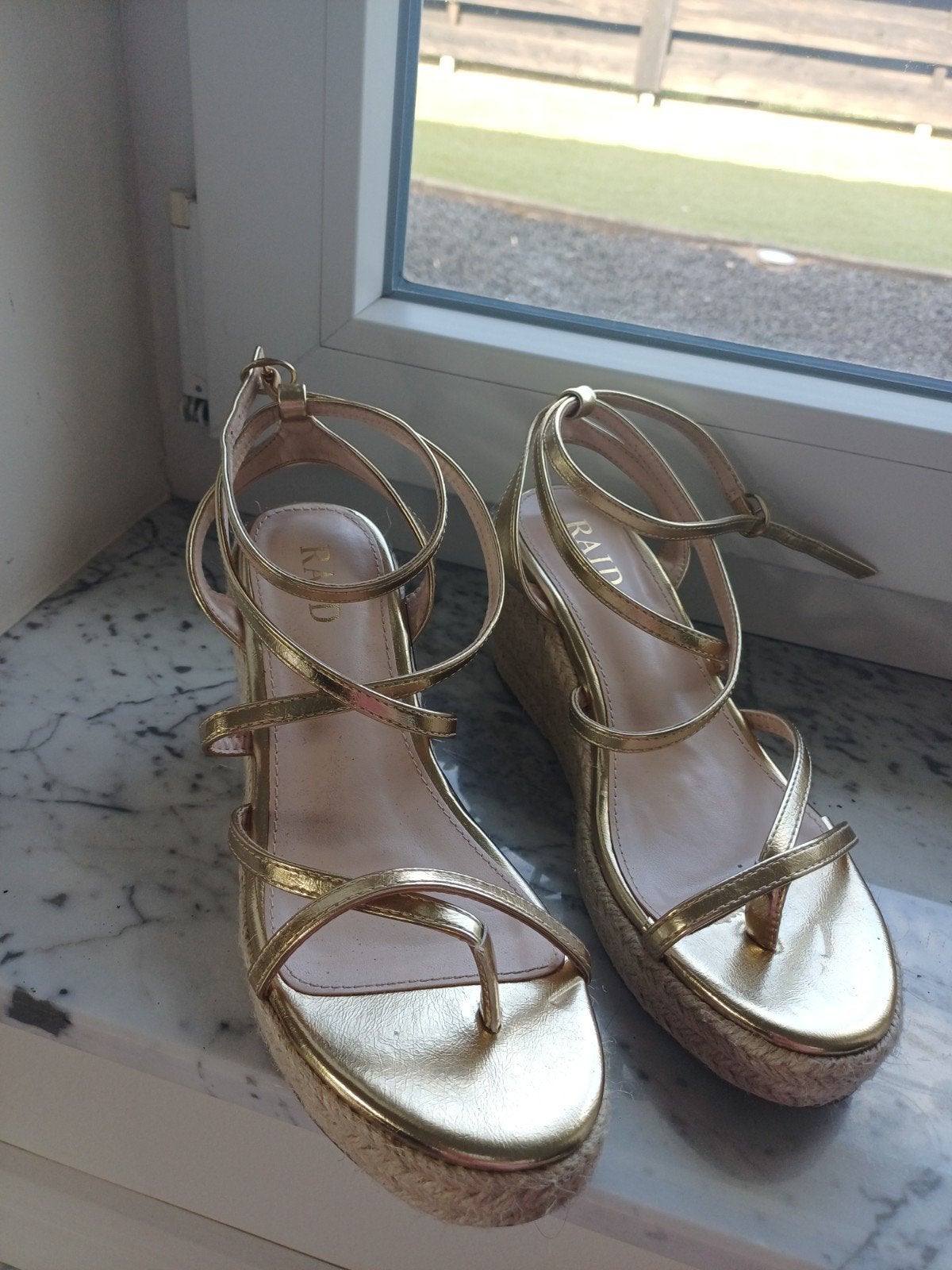 Raid Sandalen maat 5 / maat 38, Kleding | Dames, Schoenen, Overige kleuren, Nieuw, RAID, Sandalen of Muiltjes