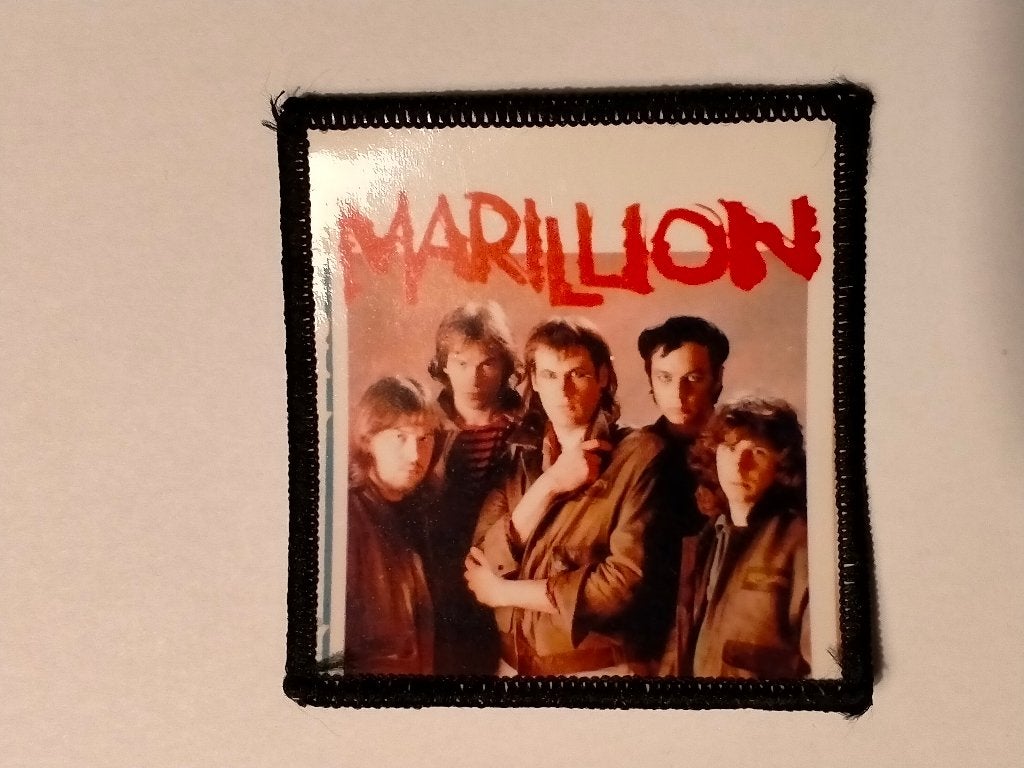 Marillion rock hardrock muziek patch kleding embleem, Verzamelen, Ophalen of Verzenden, Gebruikt, Kleding
