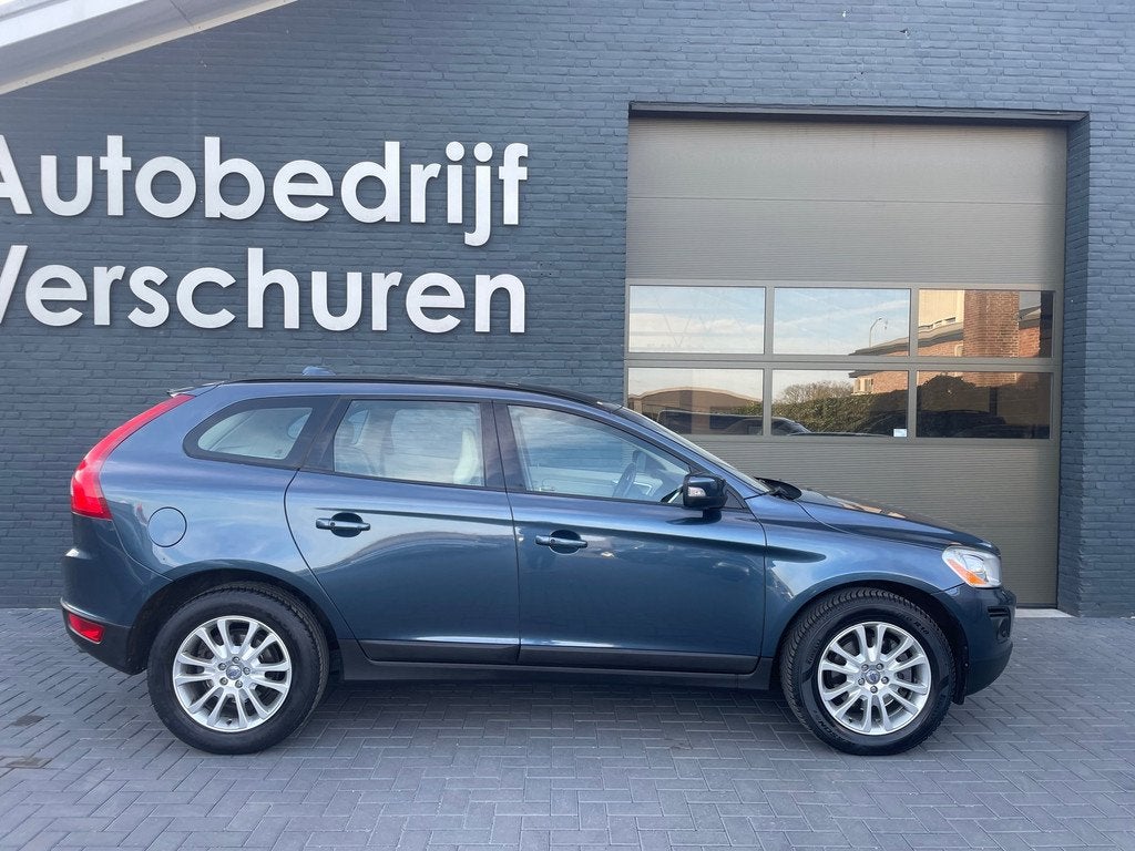 Volvo XC60 3.0 T6 AWD Summum xenon trekhaak pdc voor + achte, Auto's, Automaat, Gebruikt, Blauw, Bedrijf