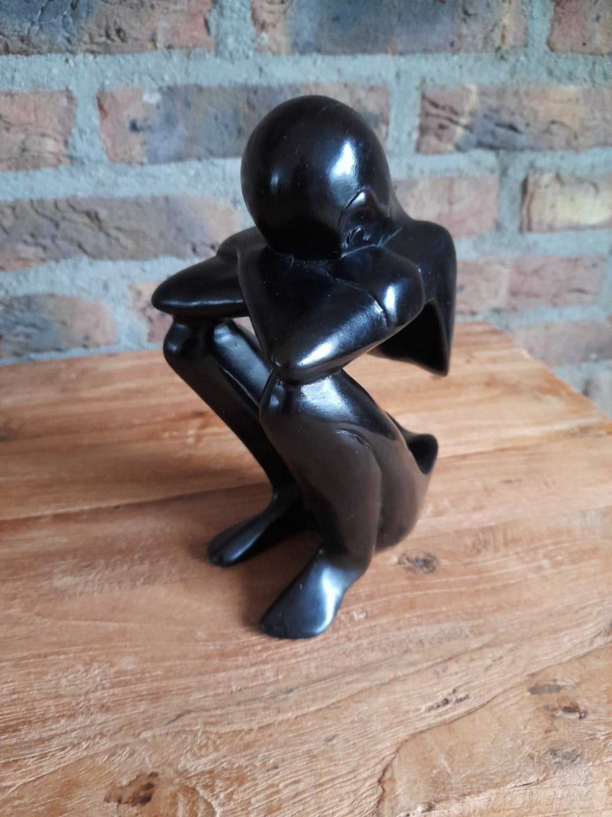 vintage beeld  denker zwart steen 20 cm, Verzamelen, Ophalen of Verzenden, Zo goed als nieuw, Mens
