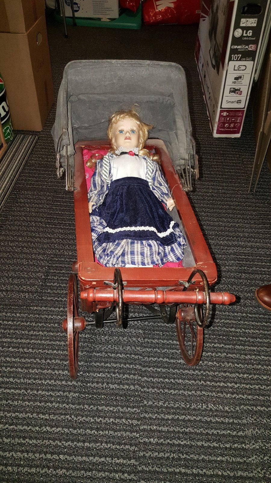 Antieke poppenwagen met porseleinen pop, Ophalen, Gebruikt, Overige typen