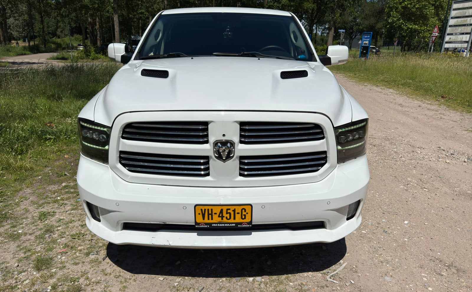 RAM 1500 SPORT 5.7 HEMI V8 LPG 4x4 | Grijs Kenteken | BTW, Auto's, 2661 kg, 5654 cc, Origineel Nederlands, Particulier