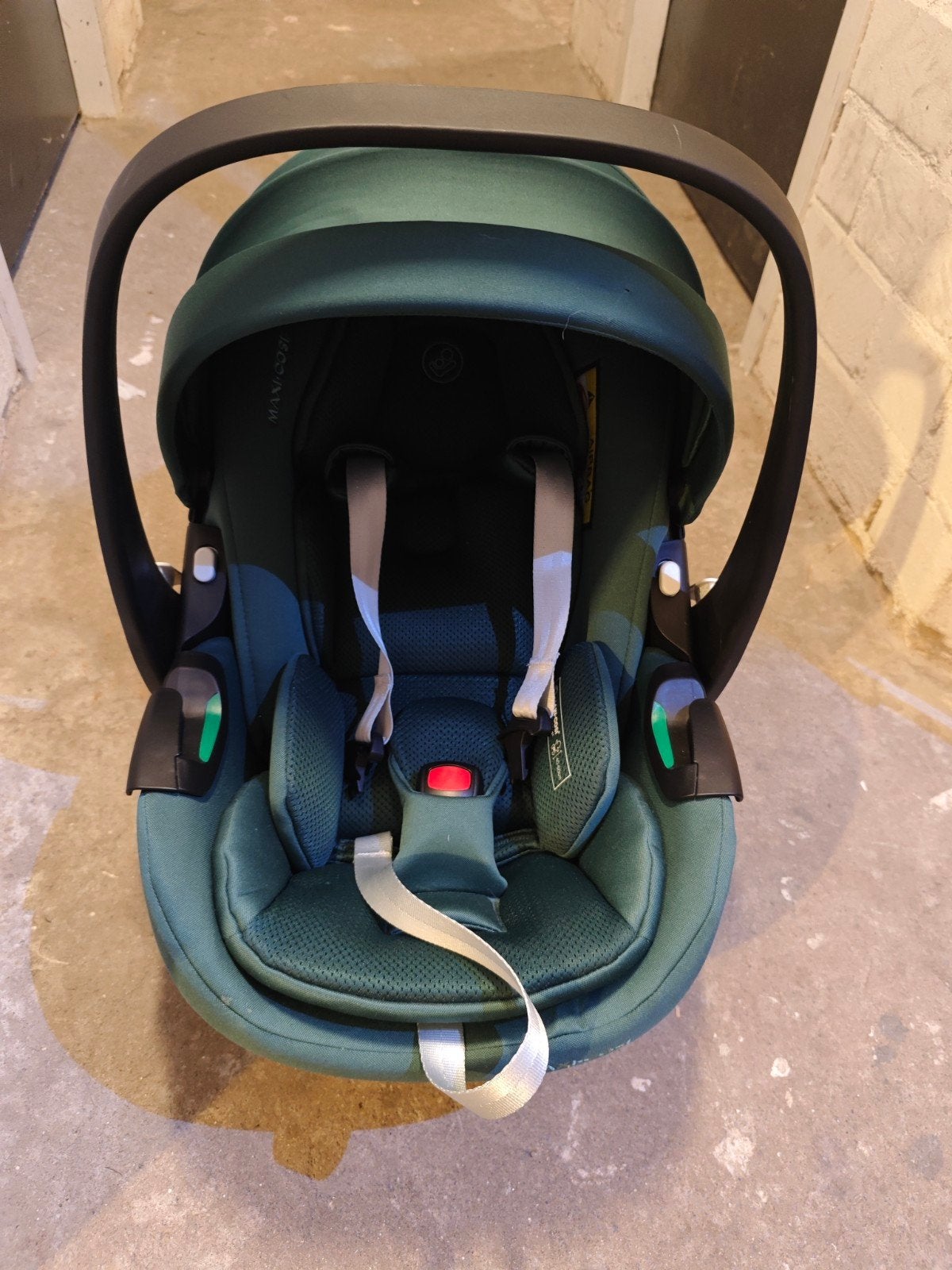 Maxi Cosi Pebble 360 Authentic Green - Z.g.a.n., Ophalen, Zo goed als nieuw, Isofix, 0 t/m 13 kg