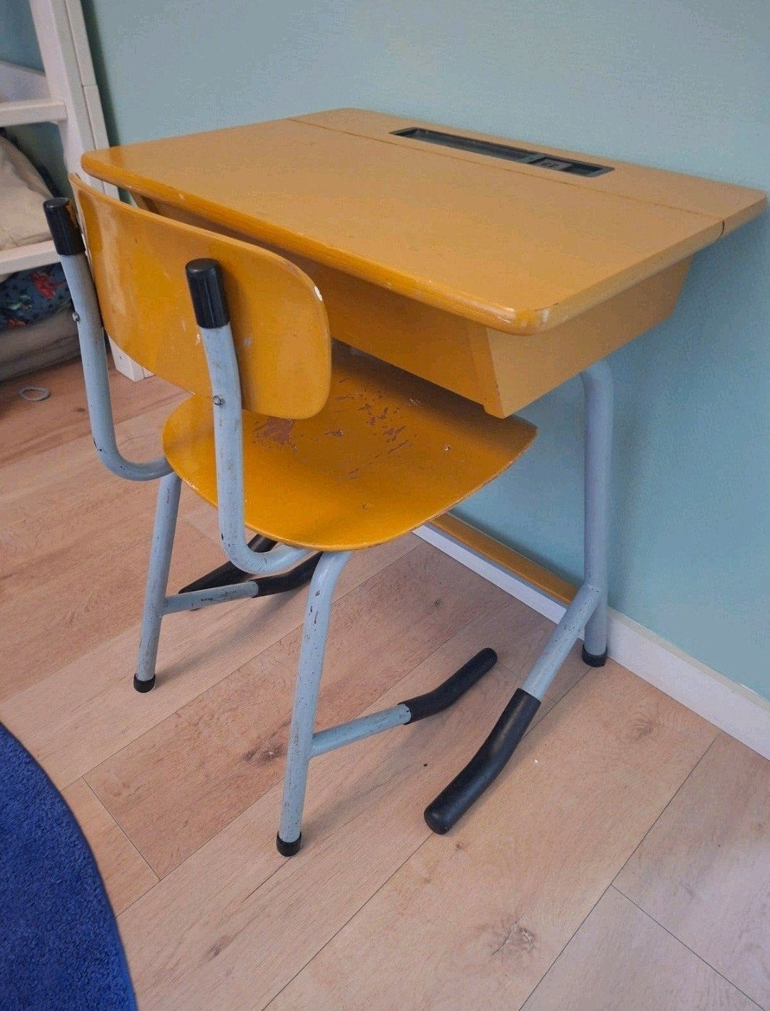 Vintage Kinderbureau - Okergeel, Ophalen