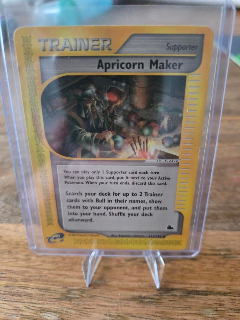Pokemon Kaart: Apricorn Maker 121/144 Trainer Supporter, Ophalen of Verzenden, Zo goed als nieuw, Losse kaart