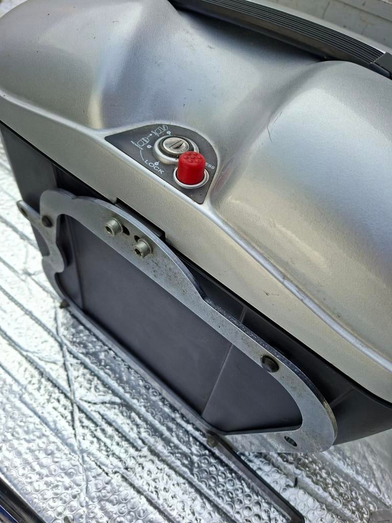 Suzuki Intruder VL 1500 Custom Koffer Set GIVI, Ophalen, Gebruikt