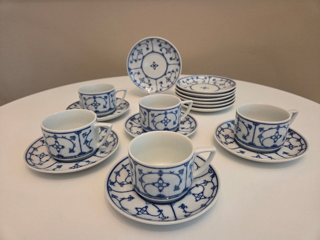 Blau Saks 5 kop en schotels, Antiek en Kunst, Antiek | Servies los, Ophalen of Verzenden