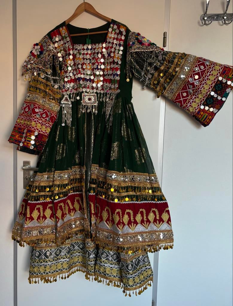 Prachtige Groene Afghaanse Jurk - Traditionele Kleding, Kleding | Dames, Maat 38/40 (M), Nieuw, Ophalen of Verzenden, Onder de knie