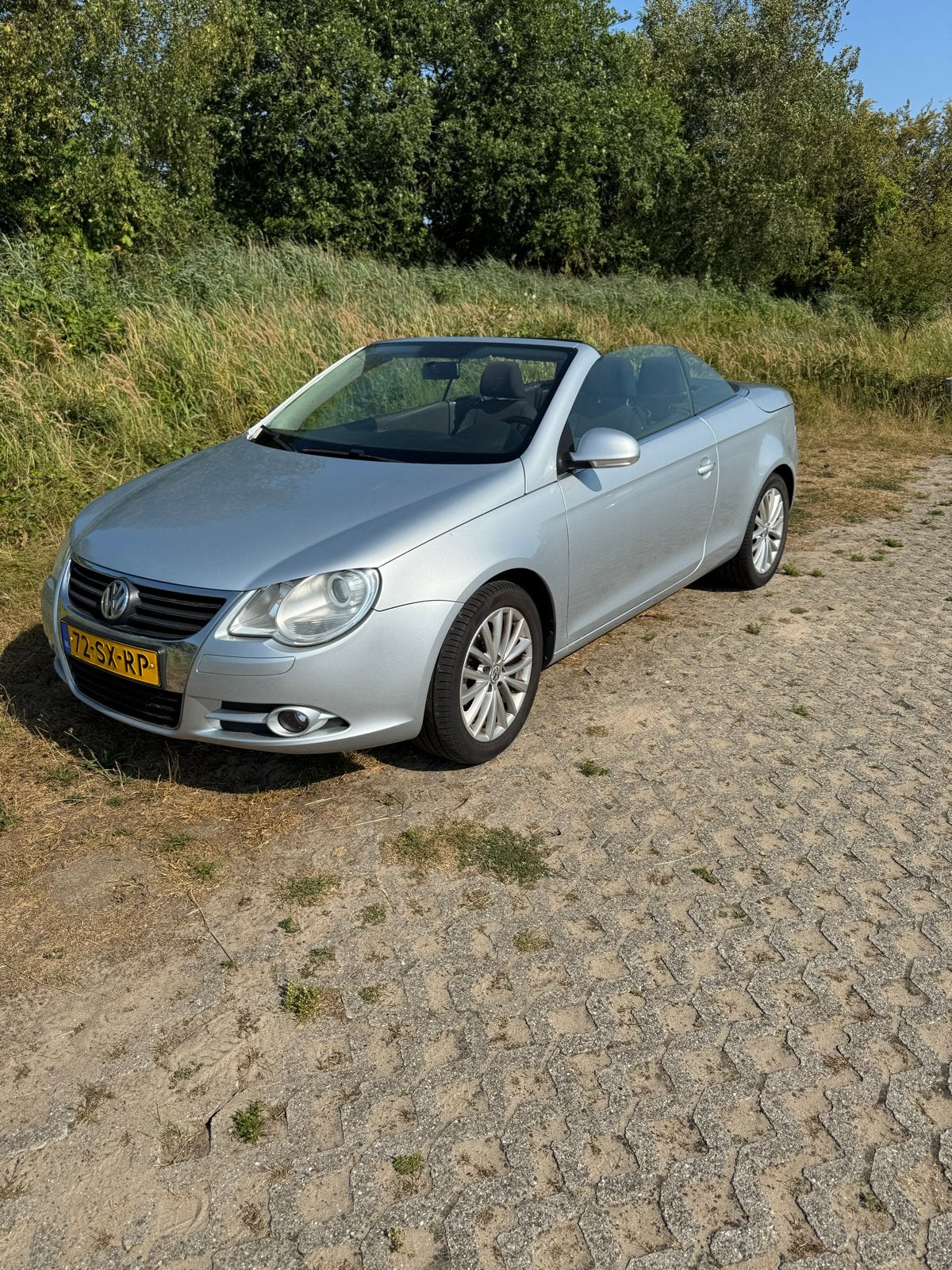 Volkswagen Eos 2.0 16V FSI 110KW 2006 Grijs, Voorwielaandrijving, 4 cilinders, 4 stoelen, Origineel Nederlands
