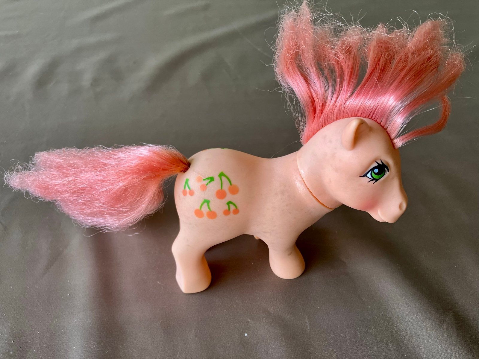 Vintage My Little Pony G1 Cherries (1984) - Roze Pony, Kinderen en Baby's, Ophalen of Verzenden, Gebruikt, Jongen of Meisje