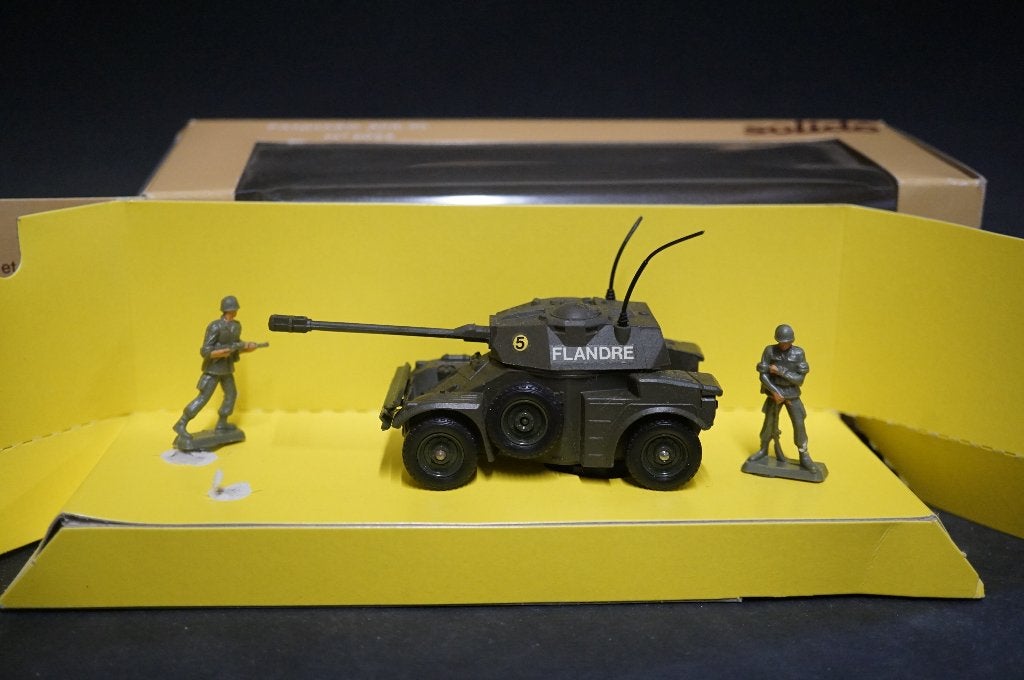 Solido Panhard AML 90 pantserwagen - 1/50 - TOP, Ophalen of Verzenden, Zo goed als nieuw, Bus of Vrachtwagen, Overige merken