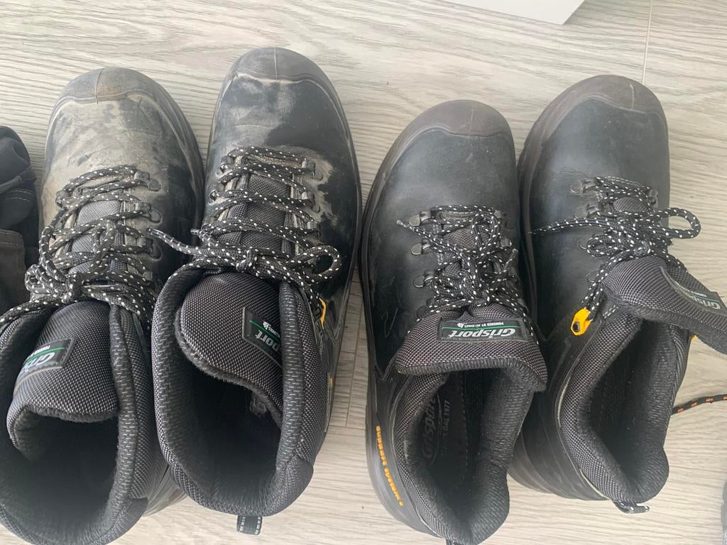 Veiligheids schoenen en broek, Ophalen, Gebruikt