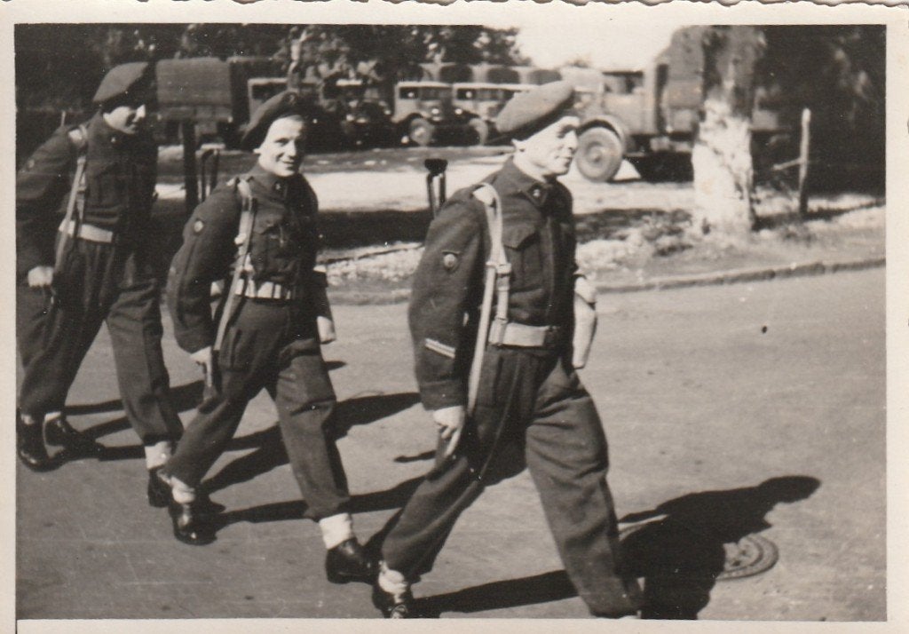 foto  - 10 op7  cm   -  militaria, Verzamelen, Verzenden, Voor 1940, Zo goed als nieuw