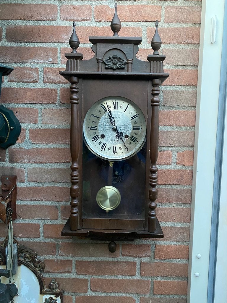 Oude Regulateur, Ophalen