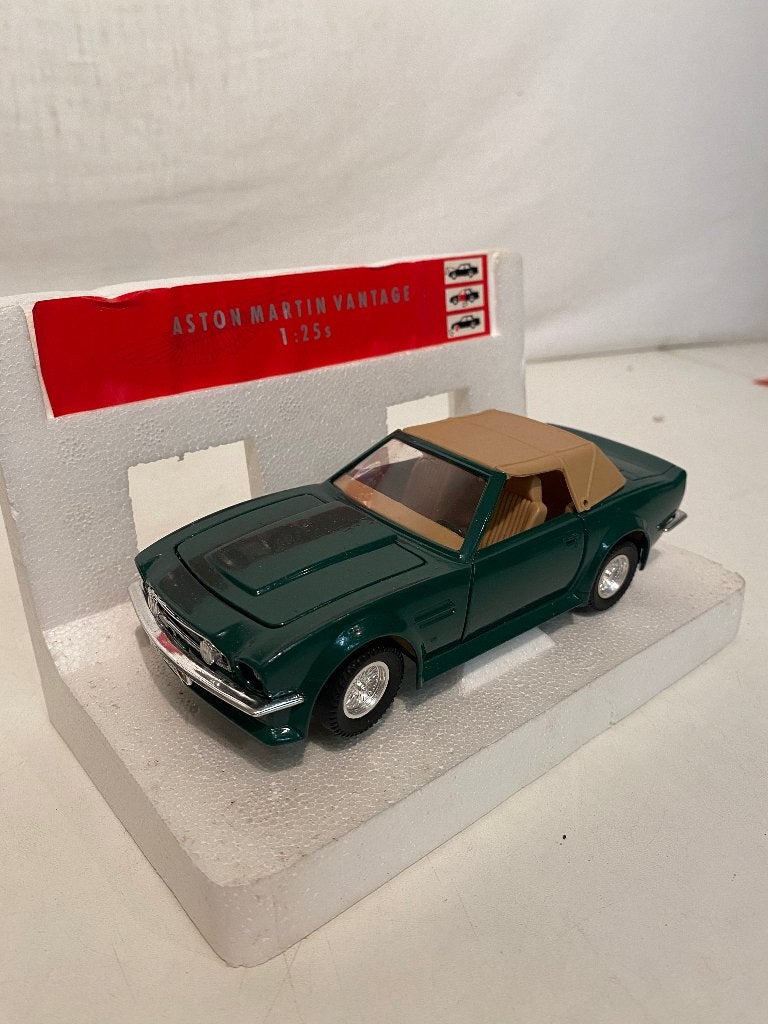 tonka aston martin vantage *, Hobby en Vrije tijd, Modelauto's | 1:24, Niet bekend, Ophalen of Verzenden, Niet bekend, Niet bekend