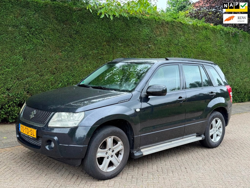 Suzuki Grand Vitara 2.0-16V AIRCO KOUD/RIJDT GOED/4WD/KOOPJE, Auto's, Suzuki, Stof, Zwart, 4 cilinders, Grand Vitara
