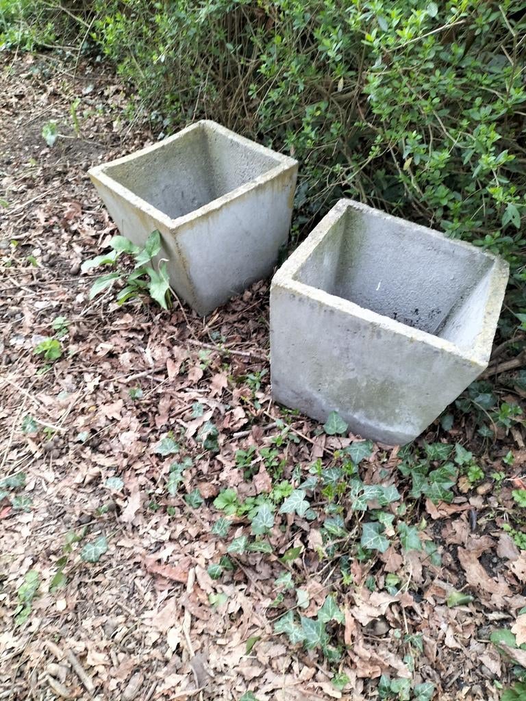 2 grijze antraciet stenen design bloembakken, Ophalen, Steen
