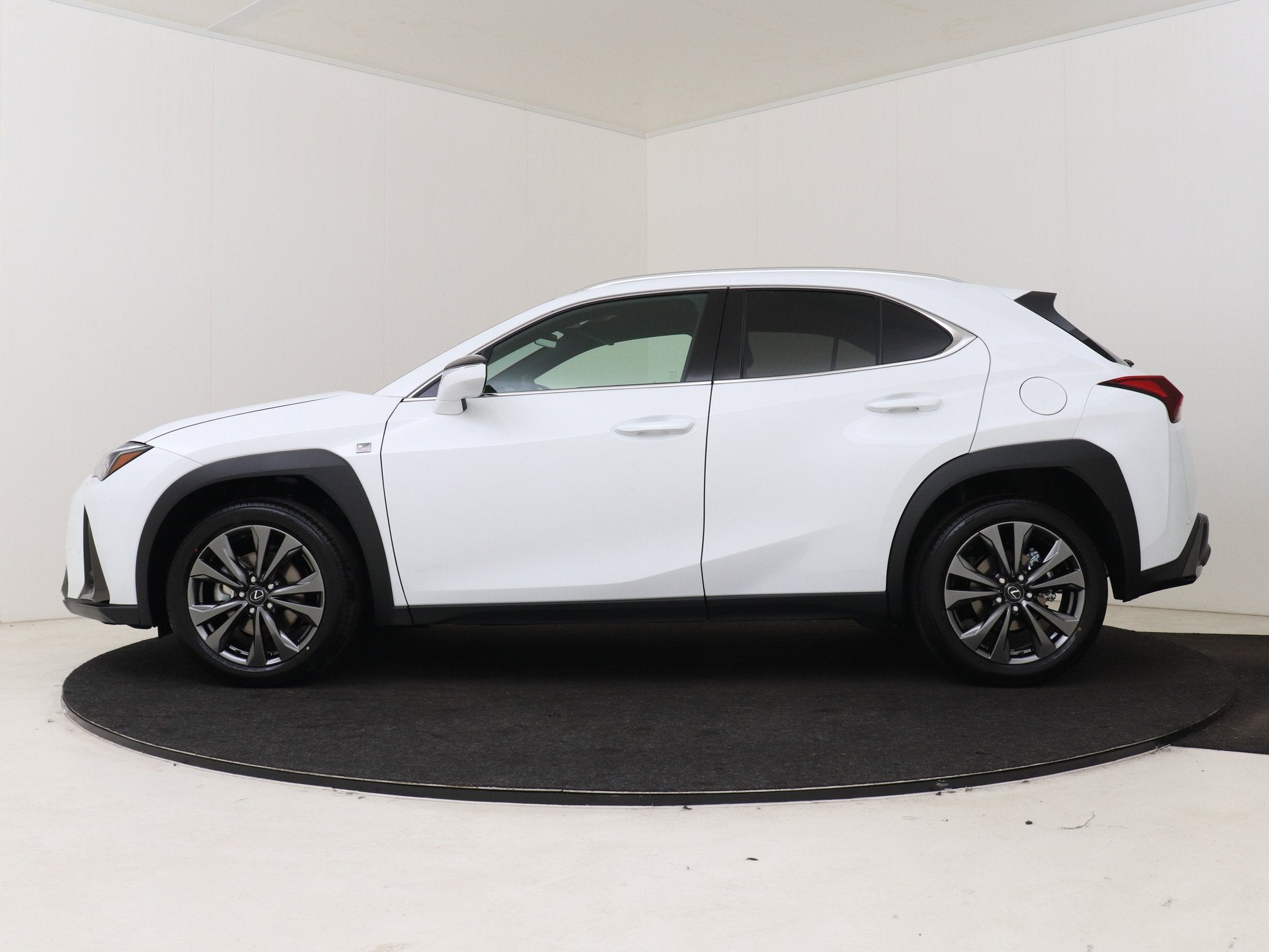 Lexus UX 300h 35th Edition | Lederen Bekleding | 18" Velgen, Auto's, Lexus, Zwart, 4 cilinders, Wit, Bedrijf