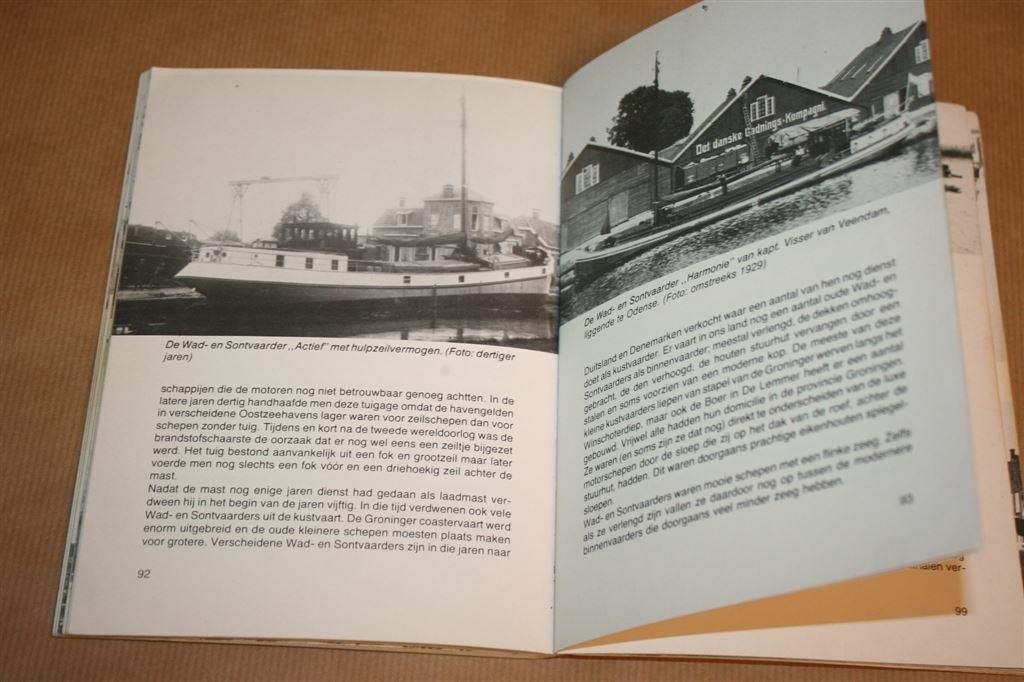 Boek. Binnenvaartschepen. Martens, Loomeijer., Gebruikt, Verzenden, N.v.t., N.v.t.