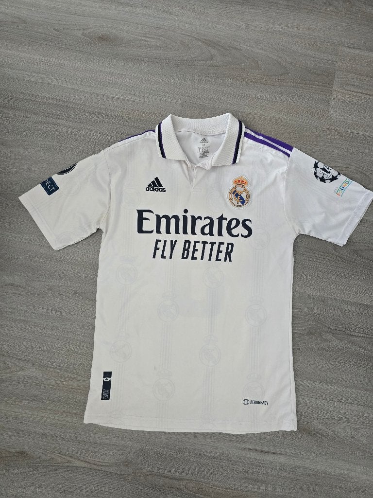 Real Madrid Voetbalshirt Benzema, Maat S, Ophalen of Verzenden, Zo goed als nieuw, Shirt