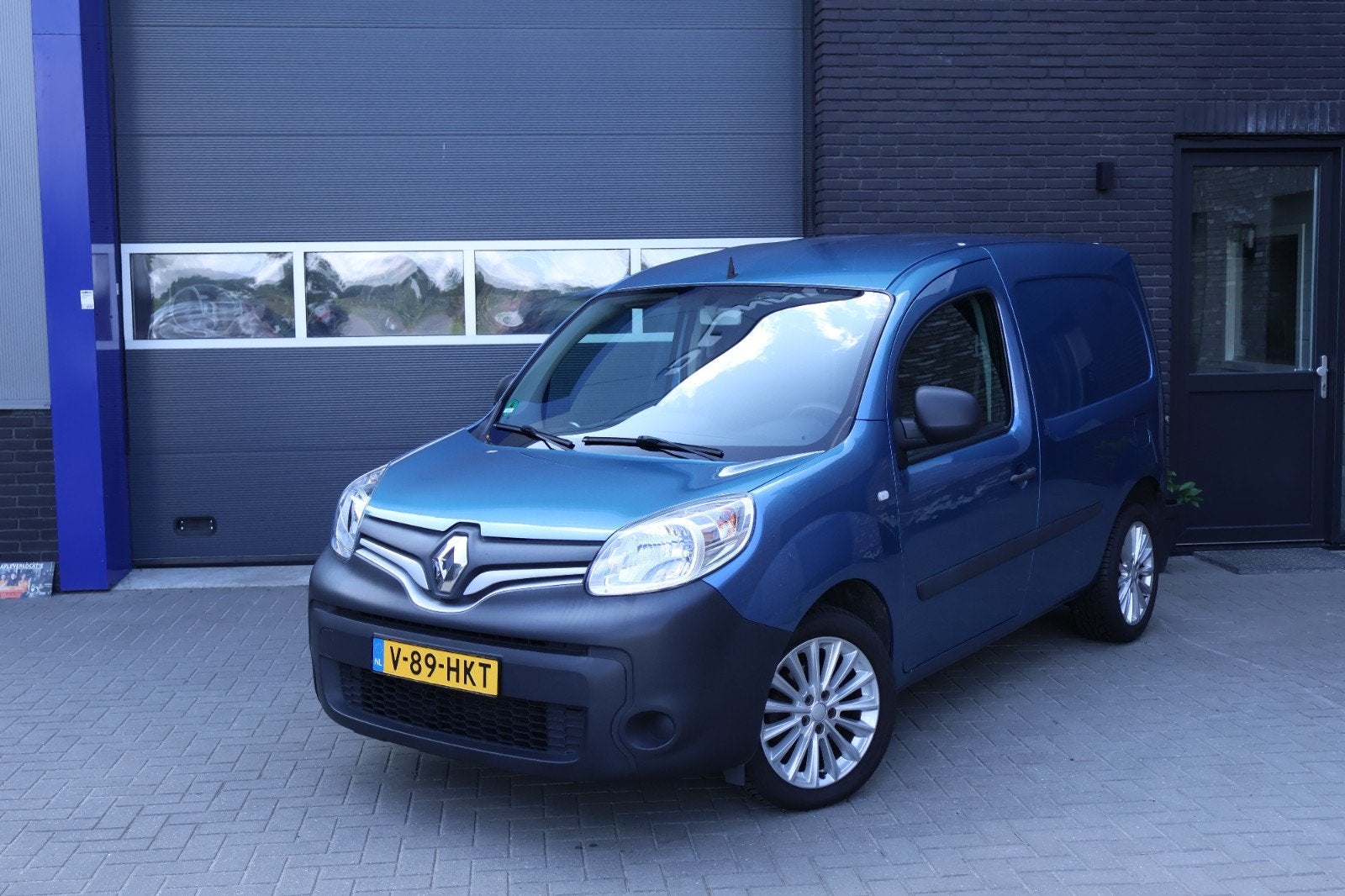Renault Kangoo 1.2 TCe benzine! Grijs kenteken marge, Voorwielaandrijving, Euro 5, Stof, 4 cilinders
