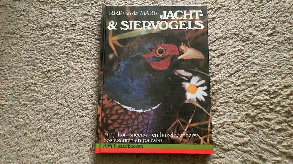 Jacht- & siervogels, R.R.P. van der Mark. KIM Natuurboeken, Ophalen of Verzenden, Zo goed als nieuw, Vogels