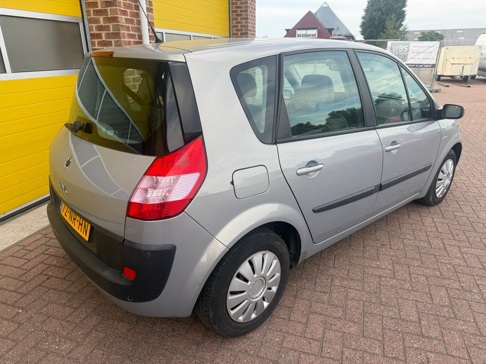 Renault Scénic 1.6 16V 83KW 2004, Auto's, Renault, Bedrijf, Scénic, ABS, Airbags, Airconditioning, Alarm, Automatische klimaatregeling