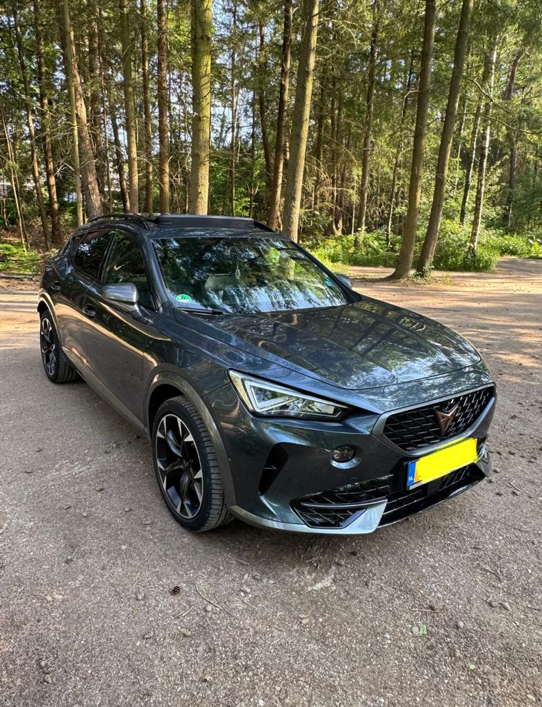 Cupra Formentor 1.4 E-hybrid 301PK met Sportieve Uitlaat!, Auto's, Cupra, Particulier, Formentor, 360° camera, ABS, Achteruitrijcamera