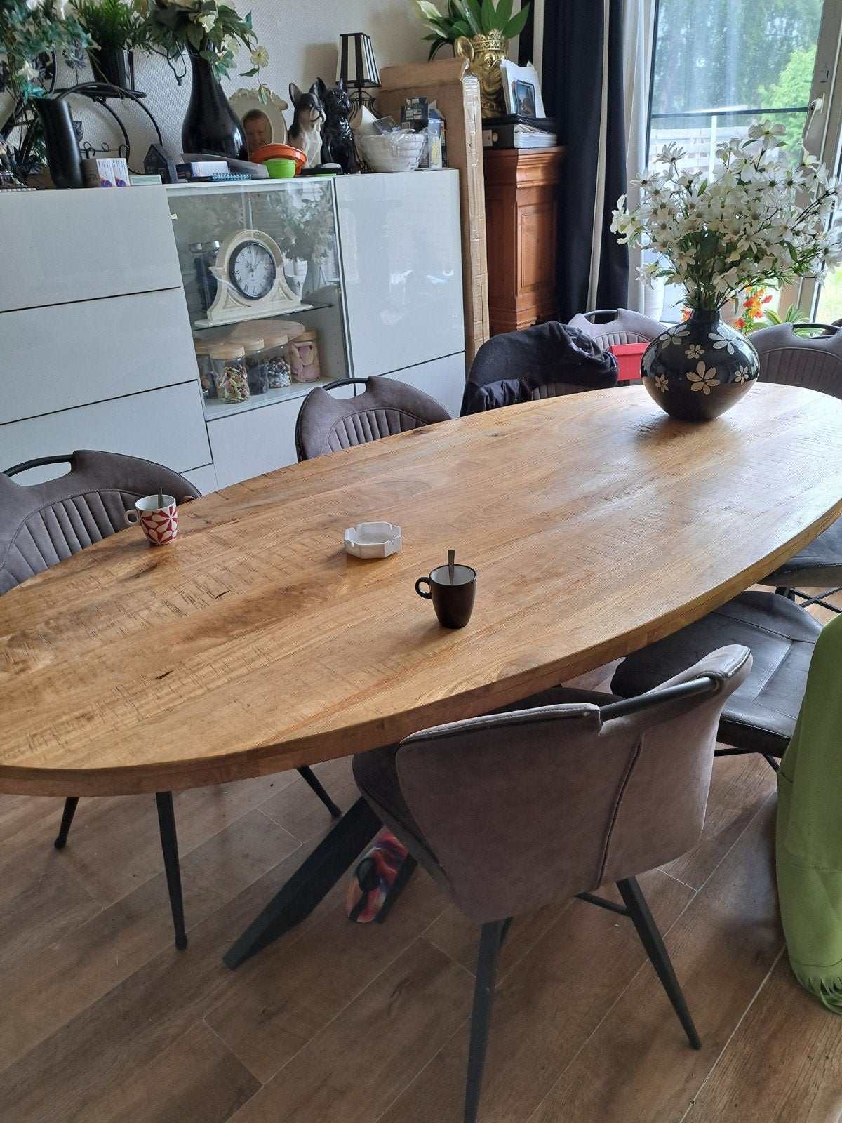 Ovale mangohouten eettafel met metalen poot (8-10 pers.), Overige houtsoorten, Gebruikt, Ophalen of Verzenden, Vijf personen of meer