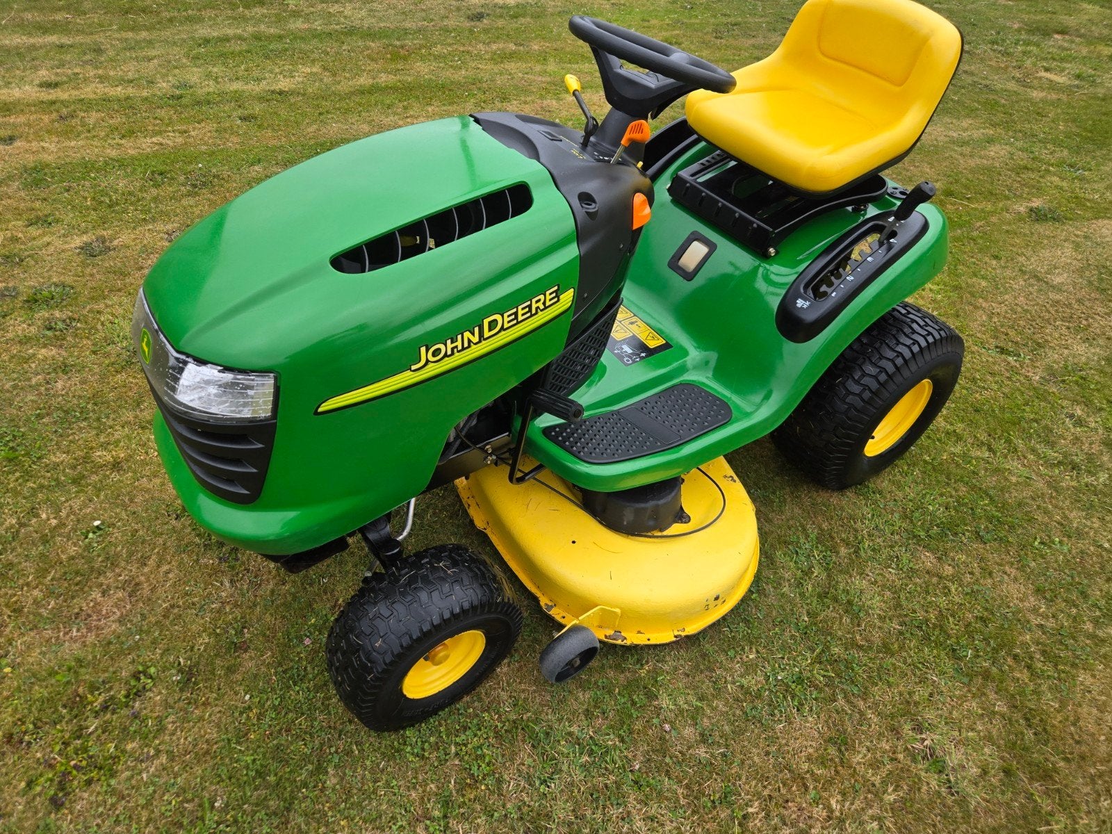 Zitmaaier jhon deere l 105 hydro  mulch Zijlosser, Ophalen