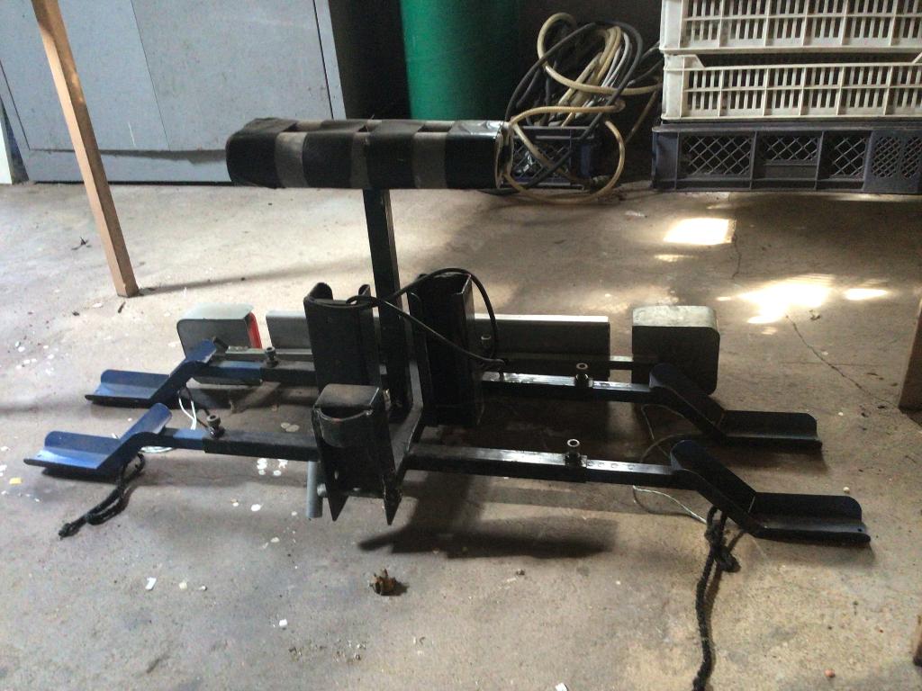 Fietsen drager, Ophalen, Gebruikt, Brede banden, 2 fietsen